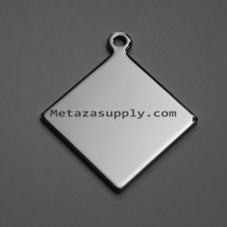 Metaza Diamond shape silver pendant, 33x33